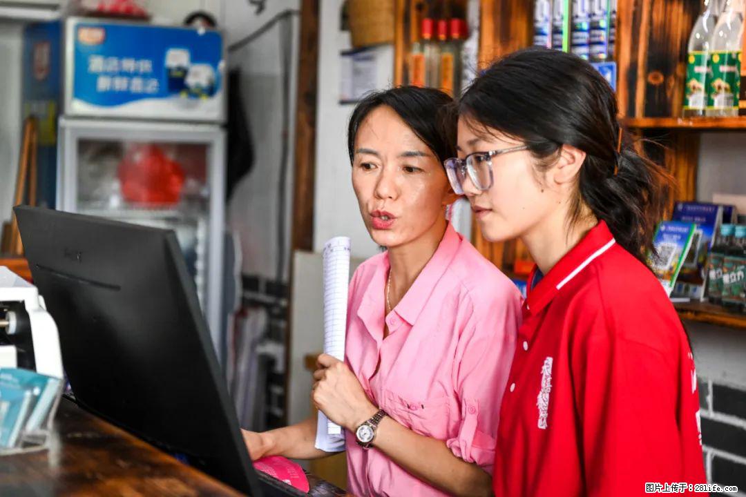 全网追的“扁担女孩”，找了一份暑假工，时薪12元 - 安庆生活资讯 - 安庆28生活网 anqing.28life.com